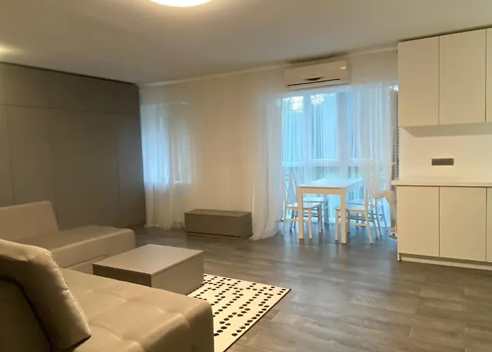 Most City Area Center Charming Apartment